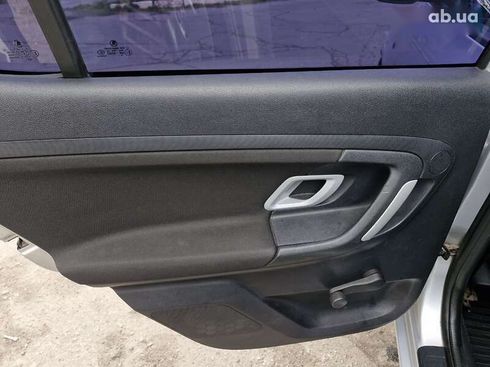 Skoda Fabia 2008 - фото 12