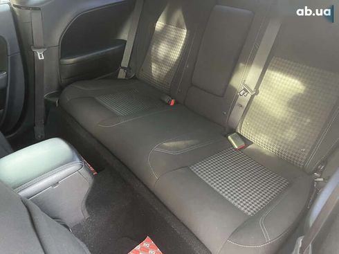 Dodge Challenger 2020 - фото 29