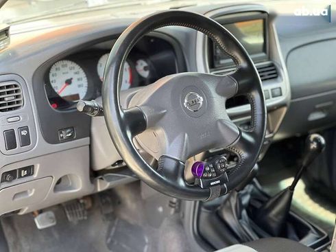 Nissan NP300 2011 - фото 28