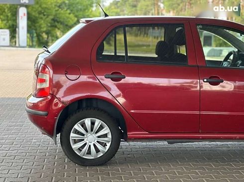 Skoda Fabia 2005 - фото 21