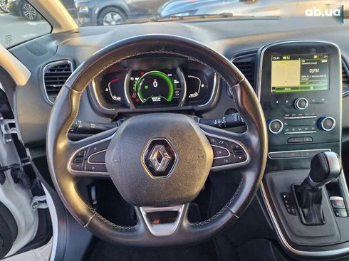 Renault Scenic 2019 - фото 18