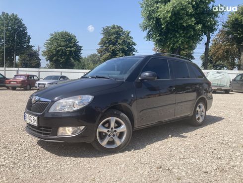 Skoda Fabia 2010 черный - фото 2