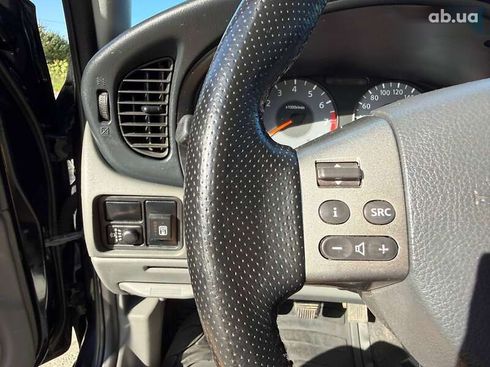 Nissan Almera 2012 - фото 15