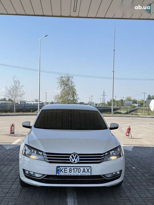 Volkswagen Passat 2014 - фото 2