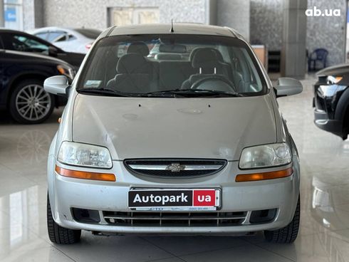 Chevrolet Aveo 2005 серый - фото 2