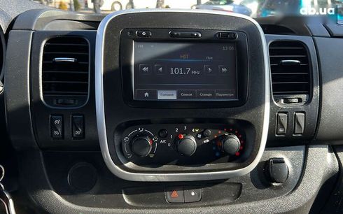 Opel Vivaro 2014 - фото 16