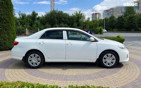 Toyota Corolla 2013 - фото 8