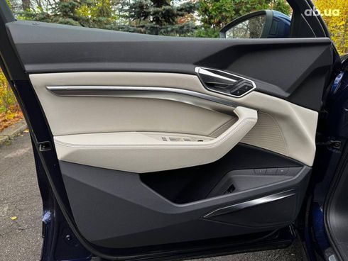 Audi E-Tron 2020 синий - фото 15