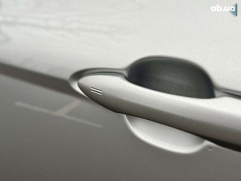 Toyota Camry 2018 - фото 14