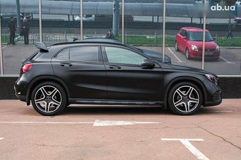 Mercedes-Benz GLA-Класс 2018 - фото 2