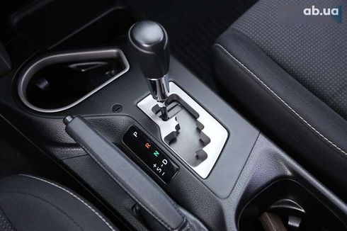 Toyota RAV4 2017 - фото 21