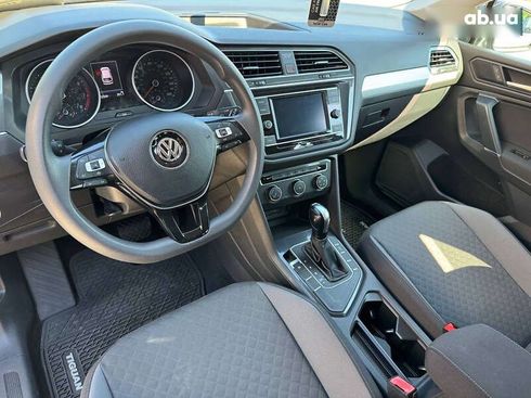 Volkswagen Tiguan 2020 - фото 8