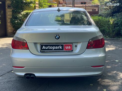 BMW 5 серия 2007 серый - фото 8