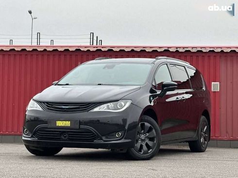 Chrysler Pacifica 2019 - фото 9