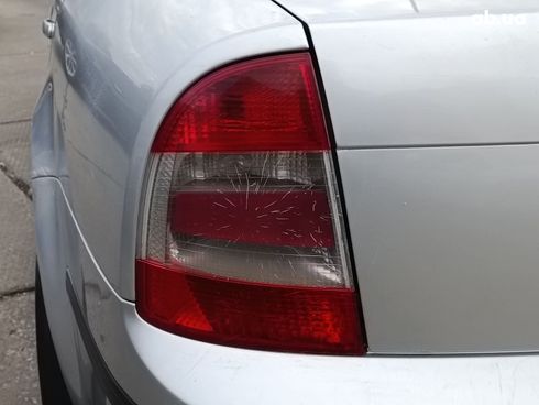 Skoda Superb 2006 серый - фото 10