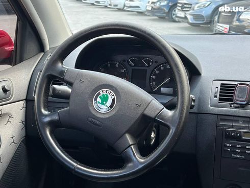 Skoda Fabia 2003 красный - фото 25