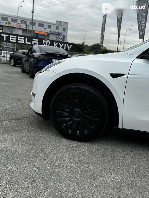 Tesla Model Y 2023 - фото 5