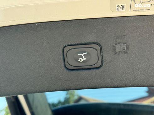 Ford Edge 2018 белый - фото 75