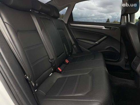 Volkswagen Passat 2017 - фото 19