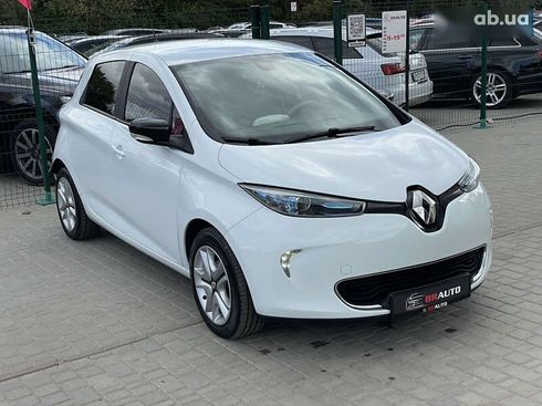 Renault Zoe 2019 - фото 10