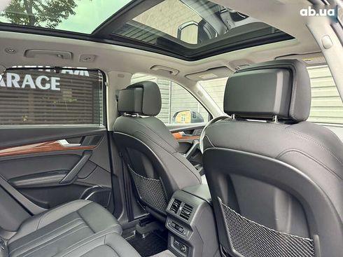 Audi Q5 2021 - фото 30