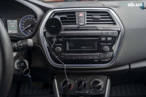 Suzuki SX4 2020 - фото 22