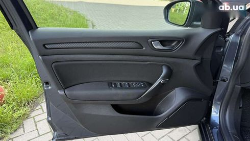 Renault Megane 2020 - фото 19