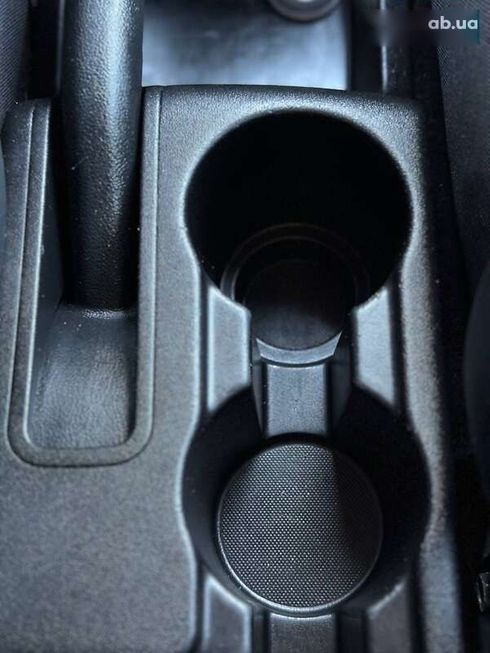 Kia Venga 2010 - фото 9