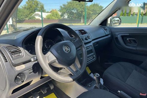 Skoda Fabia 2013 - фото 11