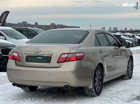 Toyota Camry 2007 - фото 9