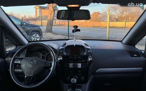 Opel Zafira 2010 - фото 10