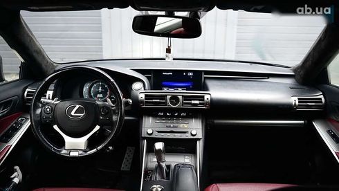 Lexus IS 2015 - фото 25