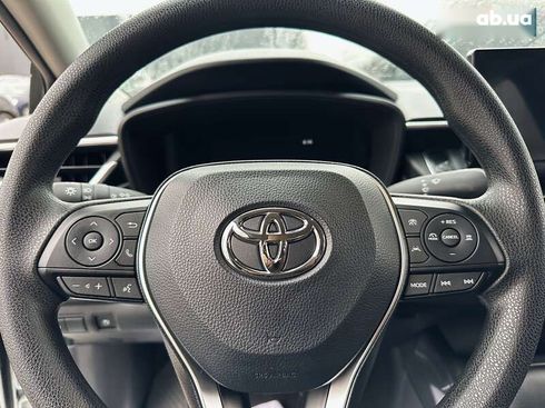 Toyota Corolla 2024 - фото 11