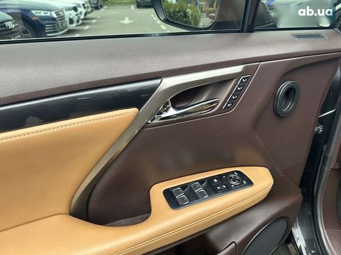 Lexus RX 2017 - фото 12