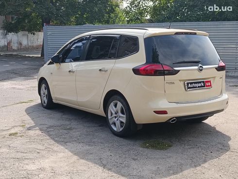 Opel Zafira 2012 бежевый - фото 7