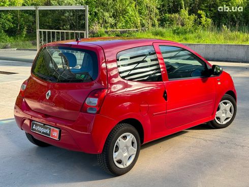 Renault Twingo 2011 красный - фото 5