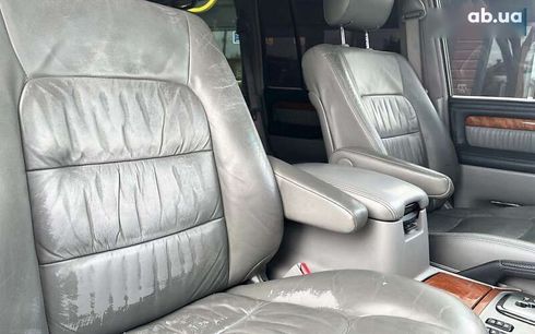 Lexus LX 2005 - фото 23