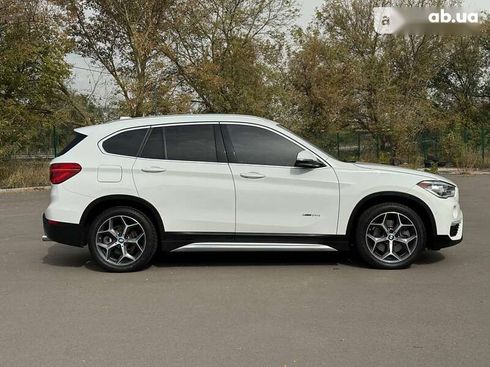 BMW X1 2016 - фото 10