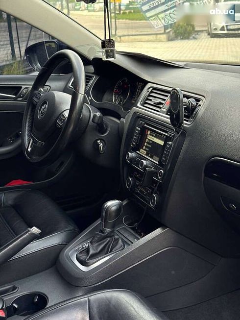 Volkswagen Jetta 2012 - фото 18