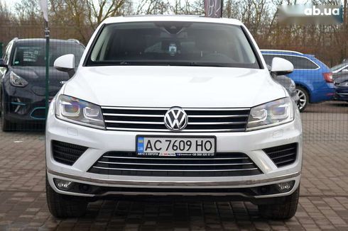 Volkswagen Touareg 2015 - фото 4