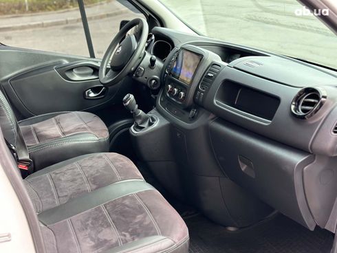 Renault Trafic 2020 белый - фото 31