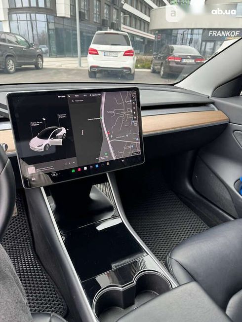 Tesla Model 3 2019 - фото 12