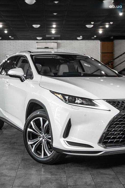 Lexus RX 2021 - фото 10