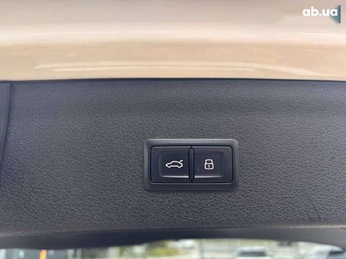 Audi Q3 2015 - фото 19