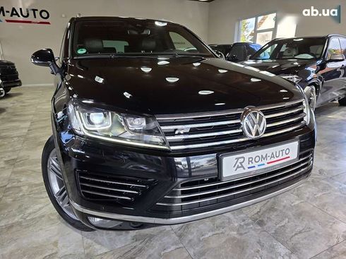Volkswagen Touareg 2017 - фото 29