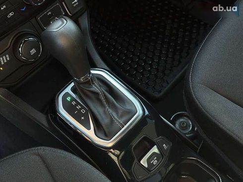 Jeep Renegade 2021 - фото 26