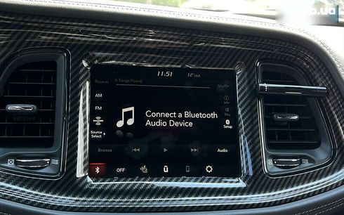 Dodge Challenger 2021 - фото 19