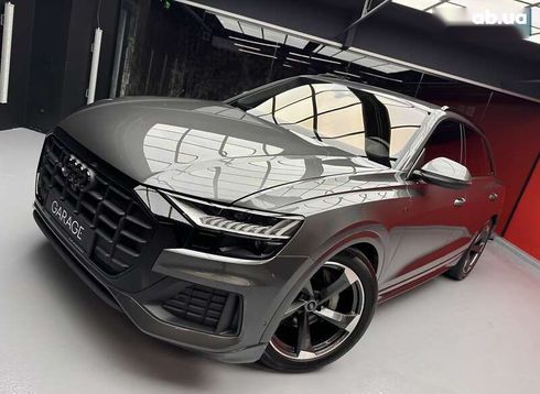 Audi Q8 2021 - фото 9