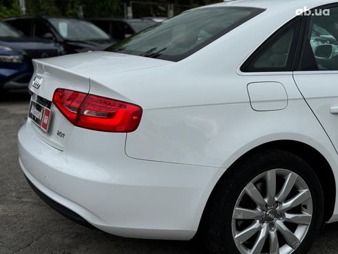 Audi A4 2012 белый - фото 9