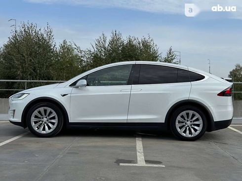 Tesla Model X 2017 - фото 19